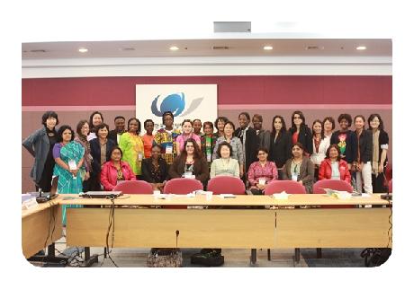 국제여성가족교류재단(2010년 여성가족부 ODA 사업수행기관) 주최 개도국 여성 직업능력개발 분야 연수생 본원 방문